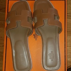 Hermès Oran Sandals Size 39 US 9